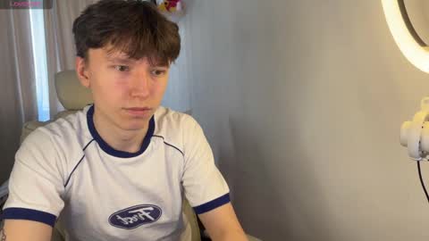 Snapshot of malcolm_yang chatting on 10-13-25, 12:05 Tom and Mark 3 online show from 10-13-25, 12:05