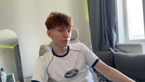 Snapshot of malcolm_yang chatting on 02-14-26, 08:55 Tom and Mark 3 online show from 02-14-26, 08:55