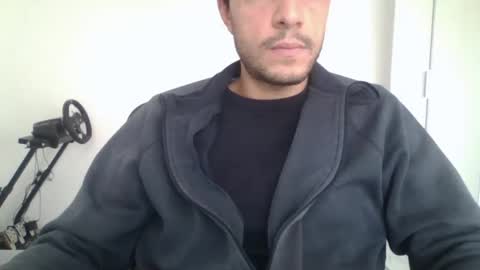 Snapshot of maleboyz chatting on 12-09-24, 01:24 Boybi online show from 12-09-24, 01:24