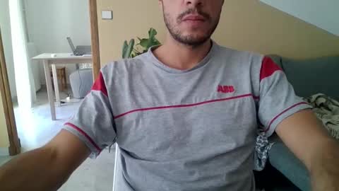 Snapshot of maleboyz chatting on 10-17-25, 11:02 Boybi online show from 10-17-25, 11:02