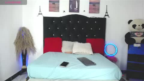 Maleja online show from 11-27-25, 03:19