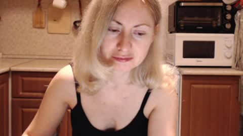 Malena online show from 04-08-26, 09:26