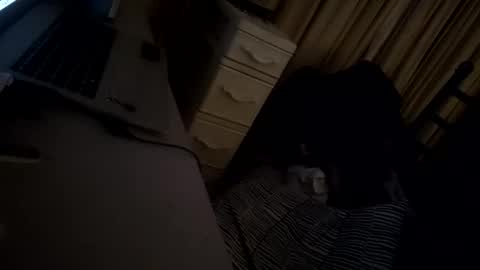 malenymph online show from 10-21-25, 06:25