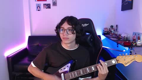 Snapshot of malik_harrison_ chatting on 12-13-24, 04:27 Malik  online show from 12-13-24, 04:27