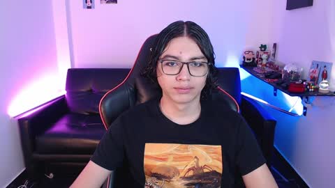 Snapshot of malik_harrison_ chatting on 12-20-24, 03:21 Malik  online show from 12-20-24, 03:21