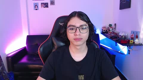 Snapshot of malik_harrison_ chatting on 12-24-24, 03:37 Malik  online show from 12-24-24, 03:37