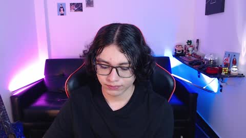 Snapshot of malik_harrison_ chatting on 12-25-24, 04:11 Malik  online show from 12-25-24, 04:11