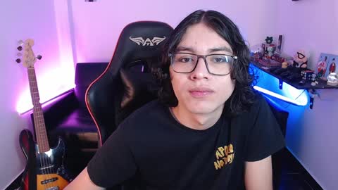 Snapshot of malik_harrison_ chatting on 01-22-25, 03:07 Malik  online show from 01-22-25, 03:07