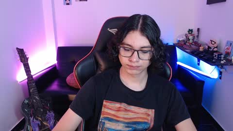 Snapshot of malik_harrison_ chatting on 01-26-25, 05:44 Malik  online show from 01-26-25, 05:44