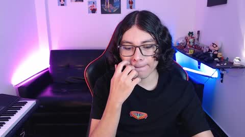 Snapshot of malik_harrison_ chatting on 02-07-25, 02:15 Malik  online show from 02-07-25, 02:15