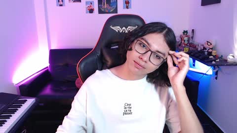 Snapshot of malik_harrison_ chatting on 02-08-25, 05:18 Malik  online show from 02-08-25, 05:18