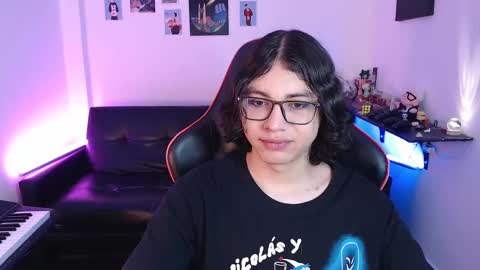 Snapshot of malik_harrison_ chatting on 02-11-25, 03:08 Malik  online show from 02-11-25, 03:08