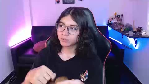 Snapshot of malik_harrison_ chatting on 09-10-25, 03:01 Malik  online show from 09-10-25, 03:01