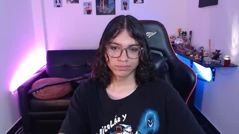 Snapshot of malik_harrison_ chatting on 10-29-25, 05:36 Malik  online show from 10-29-25, 05:36