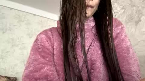 Snapshot of malinka_sweet19 chatting on 09-16-25, 06:25 malinka_sweet19 online show from 09-16-25, 06:25