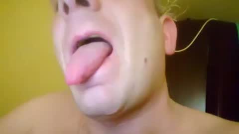 Snapshot of malinowy85 chatting on 02-25-25, 07:42 malinowy85 online show from 02-25-25, 07:42