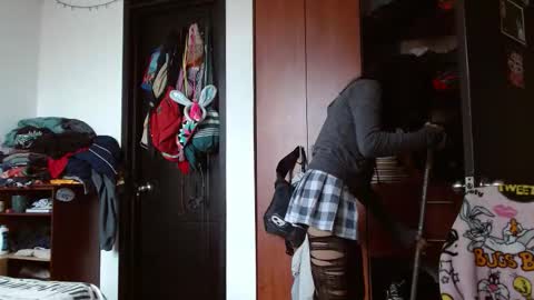 Malita online show from 10-15-25, 03:34