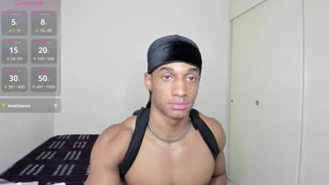 Snapshot of malkongarcia chatting on 12-15-24, 12:51 malkongarcia online show from 12-15-24, 12:51