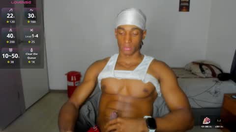 Snapshot of malkongarcia chatting on 10-10-25, 11:59 malkongarcia online show from 10-10-25, 11:59