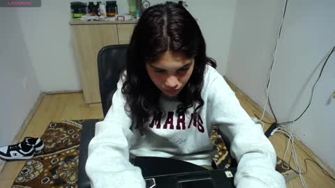 mallorymyers online show from 09-17-25, 07:04