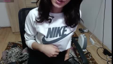 mallorymyers online show from 11-30-25, 06:56