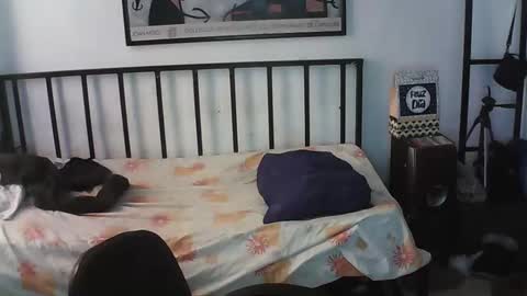 Snapshot of malvadoysensual chatting on 10-28-25, 11:47 malvadoysensual online show from 10-28-25, 11:47