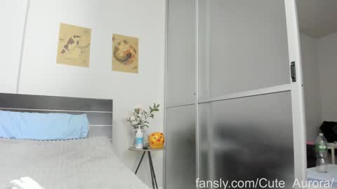 Snapshot of malvina_doll chatting on 12-23-24, 08:44 malvina_doll online show from 12-23-24, 08:44