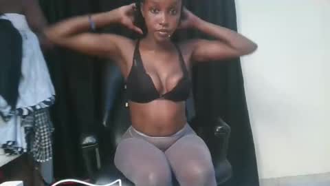 Snapshot of mamaapussy chatting on 03-12-25, 04:24 mamaa online show from 03-12-25, 04:24