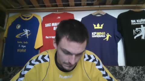 Snapshot of mamamia1789 chatting on 11-04-25, 10:47 mamamia1789 online show from 11-04-25, 10:47