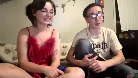 Snapshot of mamiclouds chatting on 02-28-25, 03:48 MamiCloudz online show from 02-28-25, 03:48