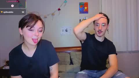 MamiCloudz online show from 11-12-25, 01:39