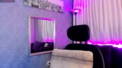   online show from 11-20-25, 09:25