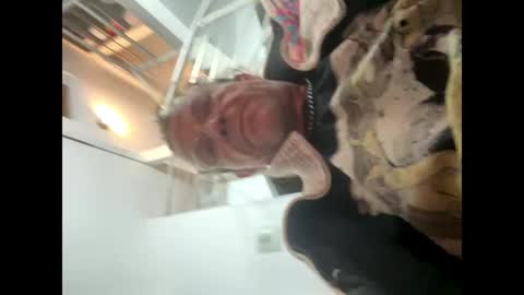 man38110 online show from 02-02-25, 07:35