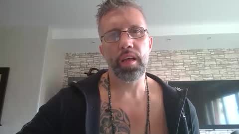 Snapshot of man4uc2c_ chatting on 10-03-25, 07:27 man4uc2c_ online show from 10-03-25, 07:27