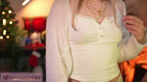 Snapshot of mana_rose chatting on 12-12-24, 02:04 Rose online show from 12-12-24, 02:04