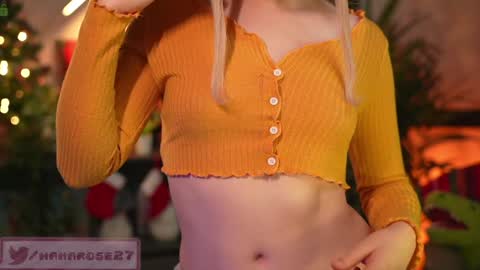 Snapshot of mana_rose chatting on 12-16-24, 05:11 Rose online show from 12-16-24, 05:11