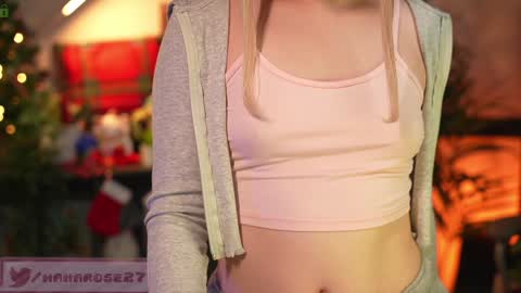 Snapshot of mana_rose chatting on 12-17-24, 05:15 Rose online show from 12-17-24, 05:15