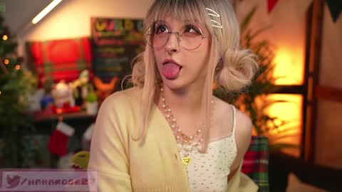 Snapshot of mana_rose chatting on 12-28-24, 04:08 Rose online show from 12-28-24, 04:08