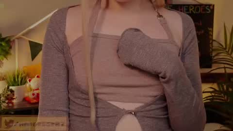 Snapshot of mana_rose chatting on 03-01-25, 05:20 Rose online show from 03-01-25, 05:20