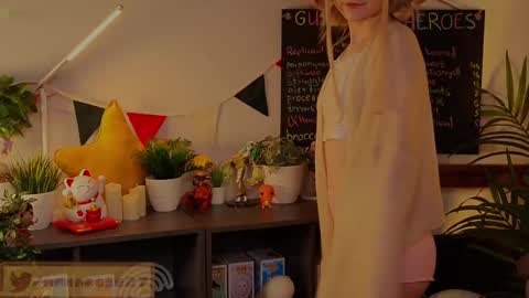 Snapshot of mana_rose chatting on 03-07-25, 05:18 Rose online show from 03-07-25, 05:18