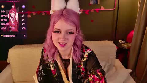 Luna online show from 02-18-26, 10:17