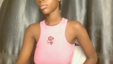 Snapshot of mandymia chatting on 01-18-26, 05:17 mandymia online show from 01-18-26, 05:17