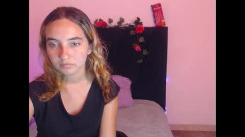 Snapshot of mandyy_petite chatting on 10-11-25, 07:56 mandy sofi online show from 10-11-25, 07:56