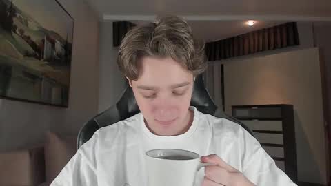 Snapshot of mannyforreal chatting on 03-06-25, 06:16 mannyforreal online show from 03-06-25, 06:16