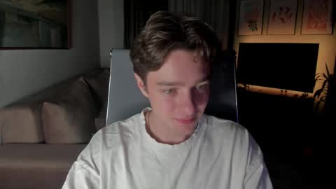 Snapshot of mannyforreal chatting on 11-11-25, 08:31 mannyforreal online show from 11-11-25, 08:31