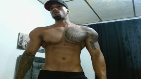 Snapshot of manolofitt chatting on 01-06-25, 11:31 Manolo online show from 01-06-25, 11:31