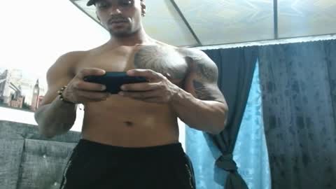 Snapshot of manolofitt chatting on 01-12-25, 12:18 Manolo online show from 01-12-25, 12:18
