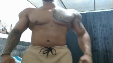 Snapshot of manolofitt chatting on 01-20-25, 12:15 Manolo online show from 01-20-25, 12:15