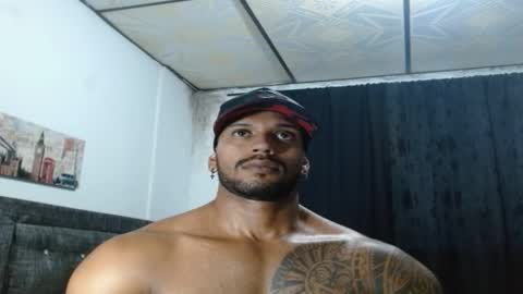 Snapshot of manolofitt chatting on 01-24-25, 11:12 Manolo online show from 01-24-25, 11:12