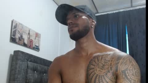 Snapshot of manolofitt chatting on 01-31-25, 10:10 Manolo online show from 01-31-25, 10:10